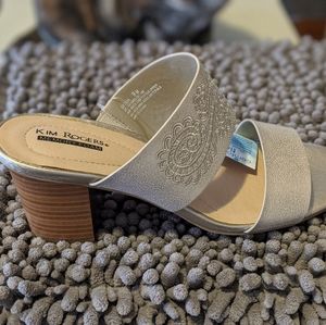 Beautiful Kim Rogers Sandals